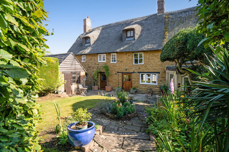 High Street Bodicote